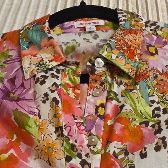 Johnny Was Wild Garden Cotton Floral and Leopard Print Mini Dress - Picture 11 of 16